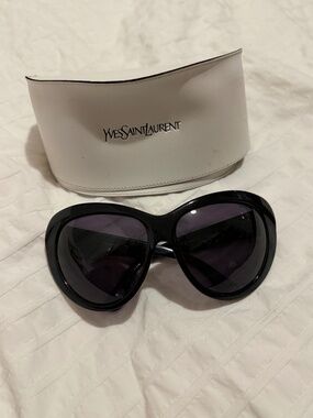 Yves Saint Laurent Black Oversized Sunglasses